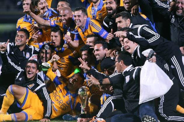 Players of Tigres celebrate after winning the final of the Opening Tournament of the MX League against Pumas in Mexico City, capital of Mexico, on Dec. 13, 2015. Tigres won 4-2 in penalties round to claim the title of the tournament. Jorge Rios) (rhj) (SP)MEXICO-MEXICO CITY-SOCCER-PUMAS VS TIGRES-FINAL e JorgexRios 