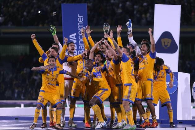 Players of Tigres celebrate after winning the final of the Opening Tournament of the MX League against Pumas in Mexico City, capital of Mexico, on Dec. 13, 2015. Tigres won 4-2 in penalties round to claim the title of the tournament. Jorge Rios) (rhj) (SP)MEXICO-MEXICO CITY-SOCCER-PUMAS VS TIGRES-FINAL e JorgexRios 