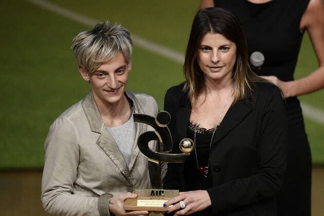 Mailand, 14.12.2015 - Preisverleihung - Fußball - Italien - Gran Gala del Calcio AIC 2015 - Melania Gabbiadini-Katia Serra 