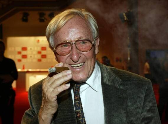 Der Fußballtrainer Rudi Gutendorf bei der Gala 40 Jahre Bundesliga am 24.08.2003 in Köln.
