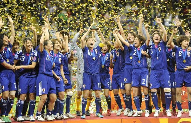 Soccer: Japan soccer player Homare Sawa retires File photo taken July 2011 shows Japan s midfielder Homare Sawa (C) celebrating with teammates after winning their Women s World Cup Soccer final match against the United States in Frankfurt, Germany. Sawa, the MVP and top scorer at the 2011 event, announced her retirement from soccer on Dec. 16, 2015. 