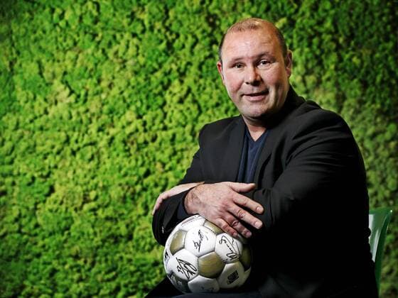 Fußball, Fotoshooting mit Jean-Marc Bosman Jean Marc Bosman 2015 2016 xVIxxIVx 4713171