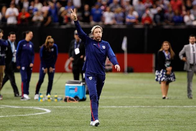 16 December 2015: Abby Wambach 20 of the United States leaves the field for the final time in her career after an exhibition game against China at the Mercedes-Benz Superdome in New Orleans, LA. (Photo by Tyler Kaufman Icon Sportswire) SOCCER: DEC 16 Womens - USA v China PR Icon234151215022 EDITORIAL USE ONLY