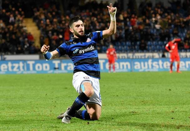 18.12.2015, xfux, Fussball 2.Bundesliga, FSV Frankfurt - Arminia Bielefeld, emspor v.l. Fanol Perdedaj (FSV Frankfurt) Torjubel, Goal celebration, celebrate the goal zum 1:0