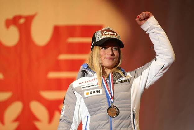 ALPINE SKIING - FIS WC Val D Isere VAL D ISERE,FRANCE,18.DEC.15 - ALPINE SKIING - FIS World Cup, alpine combined, downhill slalom, ladies, award ceremony. Image shows Lara Gut (SUI). Keywords: medal. GEPAxpictures xAndreasxPranter