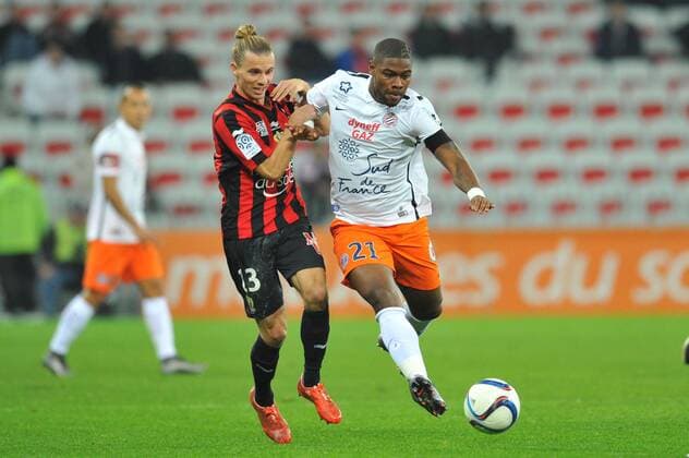 Fußball, OGC Nizza - Montpellier HSC William REMY (mon) - NIKLAS HULT (nice) FOOTBALL : OGC Nice vs Montpellier HSC - Ligue 1 - 18 12 2015 FEPx 