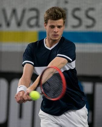Yannick Hanfmann (GER) Deutsche Meisterschaft in Biberach an der Riß, 44. Deutschen Hallenmeisterschaften 2015 Tennis - Deutsche Meisterschaft 2015 - Deutsche Meisterschaft - - Biberach an der Riss - Baden-Wuerttemberg - Germany