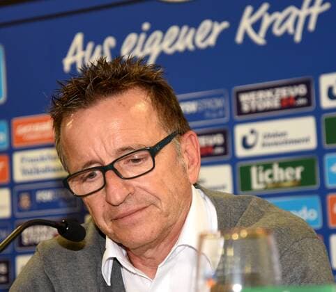 18.12.2015 Frankfurt am Main, Frankfurter Volksbank Stadion 2. Bundesliga Herren, Saison 2015 2016 FSV Frankfurt gegen Arminia Bielefeld Potrait Trainer Norbert Maier (Arminia Bielefeld )