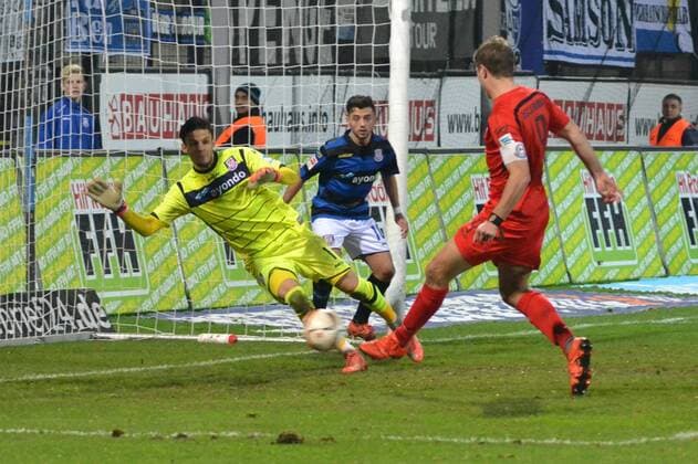 Frankfurt TOR: Fabian Klos (Bielefeld) trifft zum 1:1 Ausgleich Copyright: Roskaritzx Eibner-Pressefoto EP_rrz