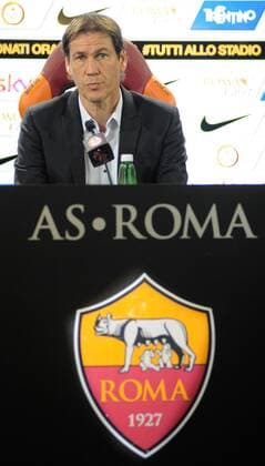 FuÃŸball, PK Rudi Garcia - AS Rom 19.12.2015. Technical Center Fulvio Bernardini, Rome, Italy. press conference PK Pressekonferenz AS Roma, shows coach Rudi Garcia discussing the next game versus Genoa on Sunday 20th December xSalvatorexFornellix  ActionPlus11689957