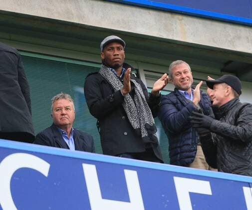 Chelsea s Roman Abramovich celebrates his sides second goal with Didier Drogba and Guus Hiddink Barclays Premier League- Chelsea vs Sunderland - Stamford Bridge - England - 19th December 2015 - Picture David Klein Sportimage EDITORIAL USE ONLY. No use with unauthorised audio, video, data, fixture lists, club league logos or live services. Online in-match use limited to 120 images, no video emulation. No use in betting, games or single club league player publications.