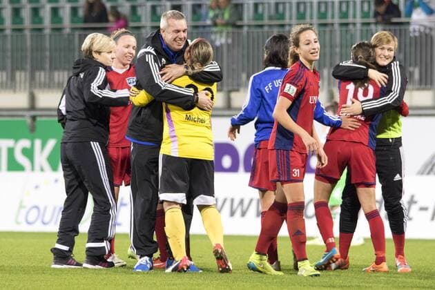 Bilder des Tages - SPORT Fußball, Allianz Frauen Bundesliga, VfL Wolfsburg - FF USV Jena; Jubel, Torjubel, Freude, Emotion, Torerfolg, Aktion, action, goal, goal celebration, celebrates Jena nach Spielende. xtgx