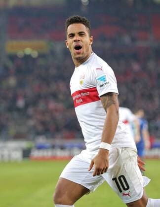 Bilder des Tages - SPORT Daniel DIDAVI, VFB10 Torschuss, schiesst das Tor zum 3-1 Torjubel, Jubel nach dem Tor VFB STUTTGART - VFL WOLFSBURG Fussball 1. Bundesliga , Stuttgart, am 19.12.2015, 17.Spieltag, Saison 2015 2016, 1.Liga, 1.Bundesliga,
