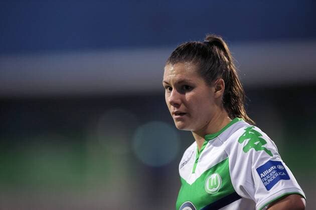 Ramona Bachmann (VfL Wolfsburg) enttäuscht