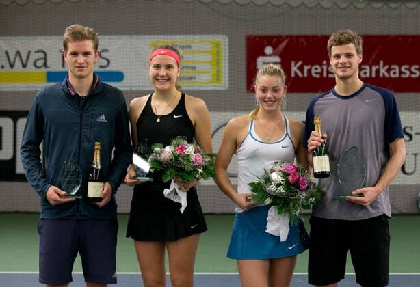 Johannes Haerteis, Antonia Lottner, Carina Witthoeft, Yannick Hanfmann Deutsche Meisterschaft in Biberach an der Riß, 44. Deutschen Hallenmeisterschaften 2015 Tennis - Deutsche Meisterschaft 2015 - Deutsche Meisterschaft - - Biberach an der Riss - Baden-Wuerttemberg - Germany - 20 December 2015.