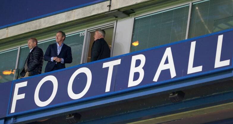 (151220) -- LONDON, Dec. 20, 2015 -- Guus Hiddink (R) and Chelsea owner Roman Abramovich (L) leave the box after the Barclays Premier League match between Chelsea and Sunderland in London, Britain, on Dec. 19, 2015. Guus Hiddink has been appointed first-team manager until the end of the season. ) FOR EDITORIAL USE ONLY. NOT FOR SALE FOR MARKETING OR ADVERTISING CAMPAIGNS. NO USE WITH UNAUTHORIZED AUDIO, VIDEO, DATA, FIXTURE LISTS, CLUB LEAGUE LOGOS OR LIVE SERVICES. ONLINE IN-MATCH USE LIMITED TO 45 IMAGES, NO VIDEO EMULATION. NO USE IN BETTING, GAMES OR SINGLE CLUB LEAGUE PLAYER PUBLICATIONS. (SP)BRITAIN-LONDON-SOCCER-BARCLAYS PREMIER LEAGUE-CHELSEA VS SUNDERLAND-HIDDINK HanxYan