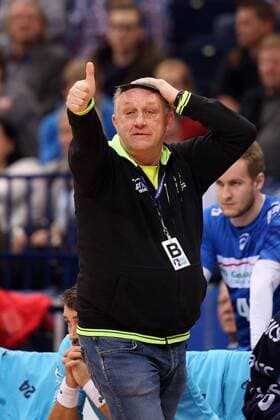 Handball DKB Handball Bundesliga 2015 2016 - HSV Handball vs. FA Göppingen Trainer Michael Biegler (Hamburg),Jubel, Barclay Card Arena Hamburg