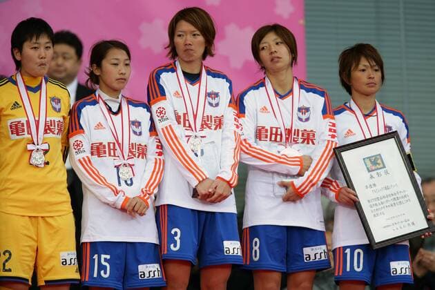 Albirex Niigata Ladies team group Mannschaftsbild Totale DECEMBER 27, 2015 - Football Soccer : Second place Albirex Niigata Ladies team group pose during the award celemony on the 37th Empress s Cup final match between Albirex Niigata Ladies 0-1 INAC Kobe Leonessa at Kawasaki Todoroki Stadium in Kawasaki, Japan Noxthirdxpartyxsales  (heia000869)