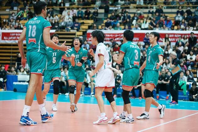 Yu Koshikawa (JT), DECEMBER 27, 2015 - Volleyball : 2015 Emperor s Cup and Empress s Cup All Japan Volleyball Championship Men s final match between Toyota Gosei Trefuerza 3-1 JT Thunders at Ota-City General Gymnasium, in Tokyo, Japan. Noxthirdxpartyxsales  (ipha018110)