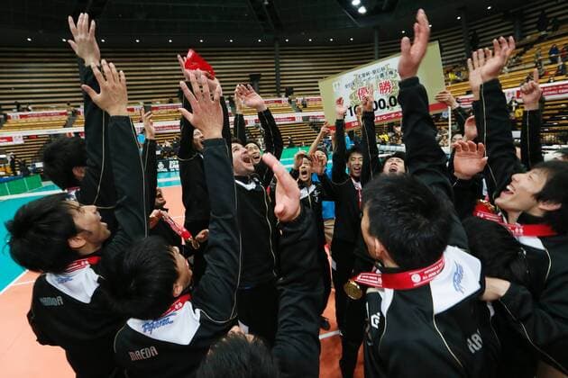 Toyota Gosei Trefuerza team group Mannschaftsbild Totale (), DECEMBER 27, 2015 - Volleyball : 2015 Emperor s Cup and Empress s Cup All Japan Volleyball Championship Men s Award ceremony match between Toyota Gosei Trefuerza 3-1 JT Thunders at Ota-City General Gymnasium, in Tokyo, Japan. Noxthirdxpartyxsales  (ipha018139)