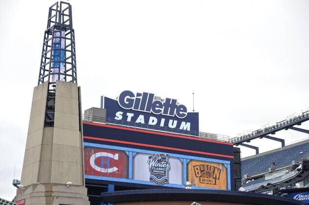 01 January 2016:Gillette Stadium. Before the Bridgestone Winter Classic featuring the Boston Bruins and the Montreal Canadiens at Gillette Stadium in Foxboro, MA. (Photo by Michael Tureski Icon Sportswire) NHL Eishockey Herren USA JAN 01 Winter Classic - Canadiens v Bruins Icon147160101001 EDITORIAL USE ONLY