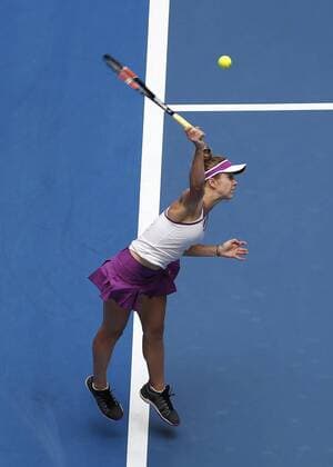 Jan. 4, 2016 - Perth, Australia - ELINA SVITOLINA (UKR) serves the ball against VICTORIA DUVAL (USA) during the women s singles on Day 2 at the Hopman Cup tennis tournament in Perth, Australia. Sports News - Jan. 4, 2016 - ZUMAk129