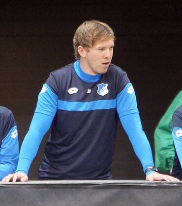 Mercedes-Benz JuniorCup Sindelfingen 05.01.2016 Deutschland Hallenfußball U 19 Mercedes-BenzCup Sindelfingen Glaspalast Trainer Julian Nagelsmann U 19 Trainer TSG Hoffenheim.