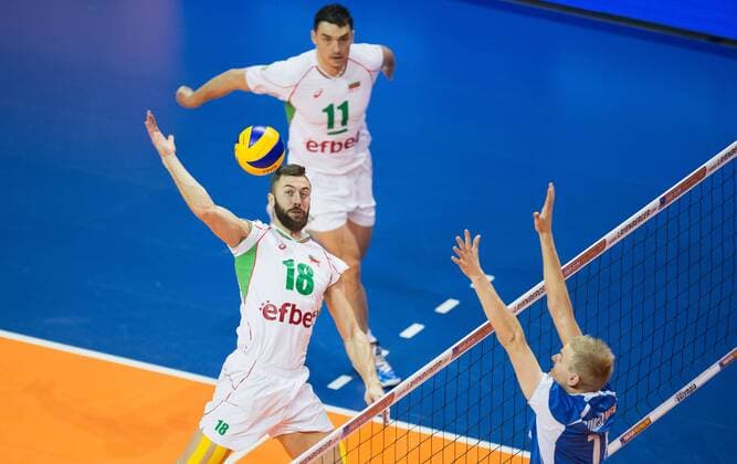 Berlin, Deutschland, 06.01.2016: Volleyball Olympia Qualifikation Männer Maenner 2016 - Spiel 3 Bulgarien - Finnland. Nikolay Nikolov (Bulgaria 18)
