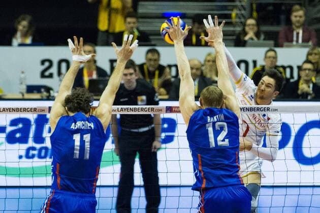 Berlin attack by Ke??vin??Tillie ( 7, Frankreich France) ; 2016 CEV Volleyball European Olympic Qualification Berlin, Max-Schmeling-Halle, Berlin Deutschland Germany, 20160106 Partie (match): Frankreich gegen Russland (France vs Russia); Copyright: Wuechner Eibner-Pressefoto EP_NWR