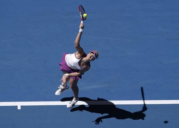 Themen der Woche - Sport Bilder des Tages - Sport Jan. 8, 2016 - Perth, Western Australia, Australia - SABINE LISICKI (GBR) hits a serves against Heather Watson (GBR) hits a forehand shot to during the women s singles match on Day 6 at the Hopman Cup tennis tournament in Perth, Australia. Hopman Cup Tennis - ZUMAk129