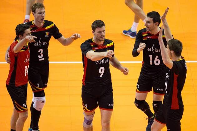 08.01.2016, Max Schmeling Halle, Berlin Volleyball, Olympiaqualifikation, Serbien (SRB) vs. Belgien (BEL) Jubel Jelle Ribbens ( 14 BEL), Sam Deroo ( 3 BEL), Pieter Verhees ( 9 BEL), Matthias Valkiers ( 16 BEL), Gert van Walle ( 12 BEL)