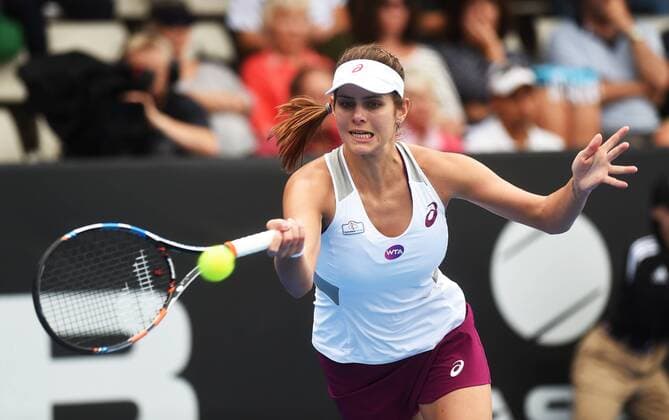 Bilder des Tages - Sport 08.01.2016. Auckland, New Zealand. Julia Goerges in action on Semi Finals Day at the ASB Classic Tennis Women s tournament. ASB Tennis Centre, Stanley st, Auckland, New Zealand. xAndrewxCornagax .x  ActionPlus11694755