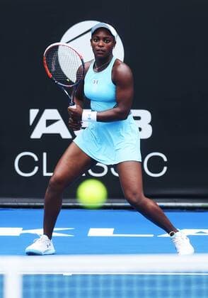 09.01.2016. Auckland, New Zealand. Sloane Stephens (USA) in action against Caroline Wozniacki on Semi Finals Day at the ASB Classic Tennis Women s tournament. ASB Tennis Centre, Stanley st, Auckland, New Zealand. Saturday 9th January 2016. Stephens beat Wozniacki by a score of 6-2, 2-6, 7-6 (3) to make the final. xAndrewxCornagax  ActionPlus11694853