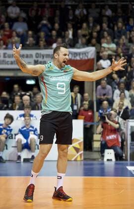 Georg GROZER (9 GER) jubelt nach einem Punktgewinn. Gruppenspiel: Polen - Deutschland am 08.01.2016 Volleyball Europaeisches Olympia Qualifikationsturnier 2016 in Berlin, Deutschland,