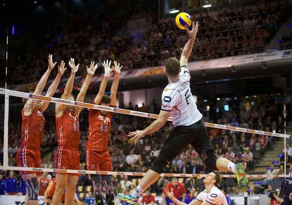 Volleyball Berlin 09.01.2016 European Continental Olympic Qualification Tournament Männer Herren Deutschland (GER) - Russland (RUS) Denys Kaliberda (Deutschland, No.06) Sergey Grankin (Russland, No.05) Andrey Ashchev (Russland, No.11) Egor Kliuka (Russland, No.19)