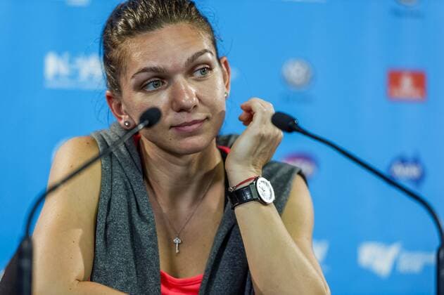 10.01.2016. Sydney, Australia. World No. 2 Simona Halep of Romania answers a question during a press conference PK Pressekonferenz at the Apia International tournament at the Apia International Sydney, Australia. xHughxPeterswaldx  ActionPlus11695573