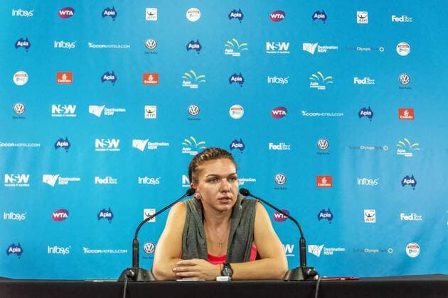 10.01.2016. Sydney, Australia. World No. 2 Simona Halep of Romania answers a question during a press conference PK Pressekonferenz at the Apia International tournament at the Apia International Sydney, Australia. xHughxPeterswaldx  ActionPlus11695591