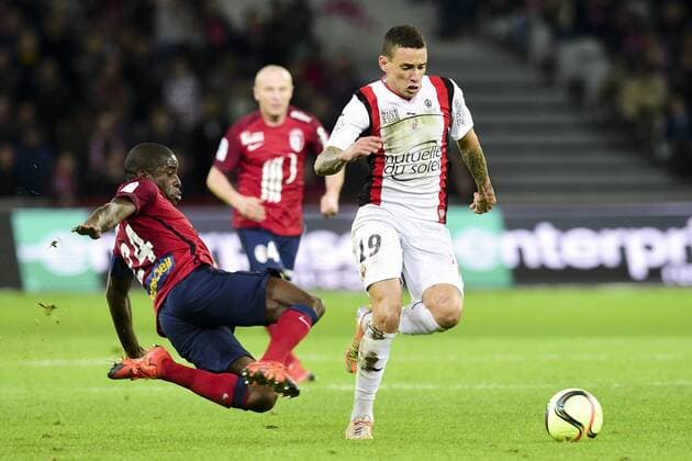 MAVUBA Rio (Losc) vs MALLMANN Wallyson (Nice) - Fussball Frankreich, Ligue 1, Lille OSC vs. OGC Nice - 10 01 2016 JBAutissier Panoramic 