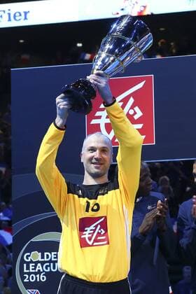 Themen der Woche - Sport Bilder des Tages - SPORT Handball, Frankreich gewinnt Golden League in Paris Thierry Omeyer (France) HANDBALL : Golden League - France vs Danemark - 10 01 2016 - GwendolineLeGoff Panoramic 