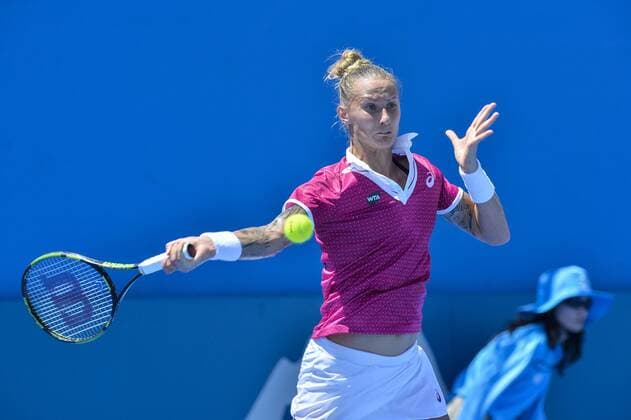 11.01.16 Sydney, Australia. Polona Hercog (SLO) in action against Sabine Lisicki (GER) during their womens singles match on day 2 at the Apia International Sydney. xNigelxOwenx  ActionPlus11696019
