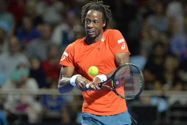 11.01.16 Sydney, Australia. Gael Monfils (FRA) in action against Nick Kyrgios (AUS) during the FAST4 tennis exhbition matches at Allphones Arena. xNigelxOwenx  ActionPlus11696145
