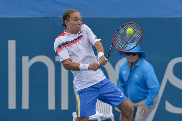12.01.16 Sydney, Australia. Alexandr Dolgopolov (UKR) in action against Thomas Belluci (BRA) during their mens singles match on day 3 at the Apia International Sydney. Dolgopolov won the match 6-1,6-4. xNigelxOwenx  ActionPlus11696255