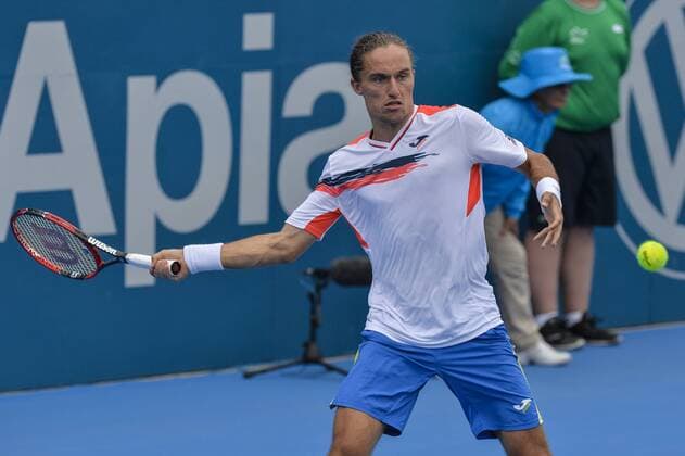 12.01.16 Sydney, Australia. Alexandr Dolgopolov (UKR) in action against Thomas Belluci (BRA) during their mens singles match on day 3 at the Apia International Sydney. Dolgopolov won the match 6-1,6-4. xNigelxOwenx  ActionPlus11696283