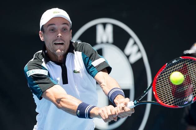 13.01.2016. Auckland, New Zealand. Spain s Roberto Bautista Agut plays United States Donald Young in a singles match on Day 3 at the ASB Classic Tennis Men s Tournament, ASB Tennis Arena, Auckland, New Zealand, Wednesday, January 13, 2016. xDavidxRowlandx  ActionPlus11696640