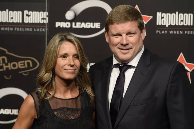 Fußball, BEL, Verleihung des Goldenen Schuhs in Lint - LINT, BELGIUM: Gent s head coach Hein Vanhaezebrouck pictured on the red carpet ahead of the 62nd edition of the Golden Shoe award ceremony, Wednesday 13 January 2016, in Lint AED studio. The Golden Shoe (Gouden Schoen Soulier d Or) is an award for the best soccer player of the Belgian Jupiler Pro League championship during the year 2015. DIRKxWAEM  x04772753x