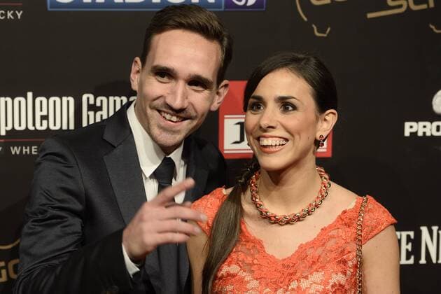 Fußball, BEL, Verleihung des Goldenen Schuhs in Lint - LINT, BELGIUM: Gent s Sven Kums and partner pictured on the red carpet ahead of the 62nd edition of the Golden Shoe award ceremony, Wednesday 13 January 2016, in Lint AED studio. The Golden Shoe (Gouden Schoen Soulier d Or) is an award for the best soccer player of the Belgian Jupiler Pro League championship during the year 2015. DIRKxWAEM  x04772781x
