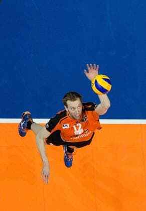 Berlin, Deutschland, 13.01.2016: Volleyball Bundesliga Saison 2015 2016 - Berlin Recycling Volleys - SVG Lueneburg Lüneburg. Paul Carroll (BR Volleys 12)