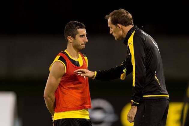 Montag 11.01.2016, Saison 2015 2016, Trainingslager BVB in Dubai, Training BV Borussia Dortmund, Trainer Thomas Tuchel (BVB) und Henrikh Mkhitaryan (BVB) DeFodi001
