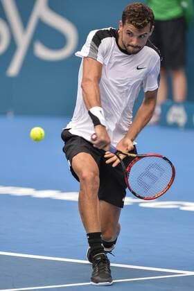 14.01.16 Sydney, Australia. Grigor Dimitrov (BUL) in action against Alexandr Dolgopolov (UKR) during their mens singles match on day 5 at the Apia International Sydney. xNigelxOwenx  ActionPlus11696857