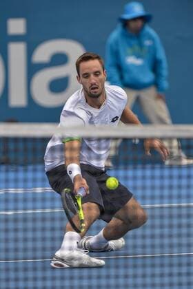15.01.16 Sydney, Australia. Victor Troicki (SRB) in action against Nicolas Mahut (FRA) during their mens singles match on day 6 at the Apia International Sydney. xNigelxOwenx  ActionPlus11696989